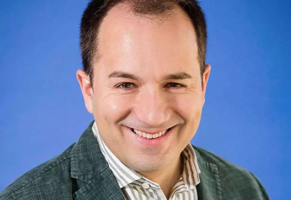 صندوق إس تي في السعودي يستعين بمدير سابق في جوجل