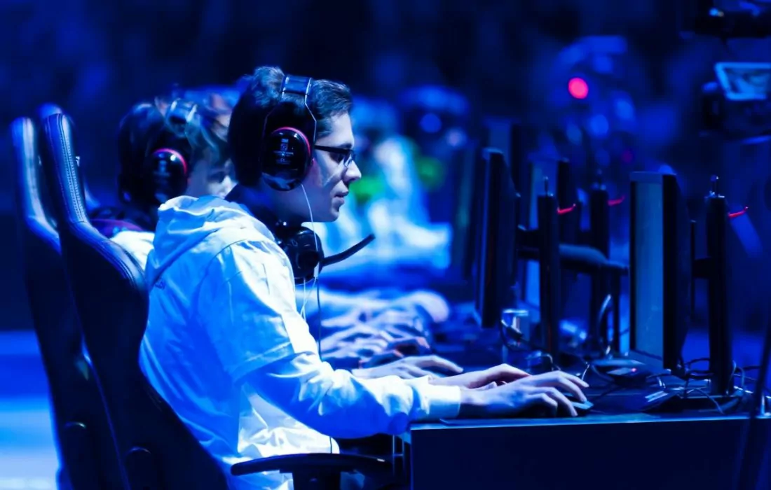 جمعت منصة الألعاب Fenix Games في دولة الإمارات ١٥٠ مليون دولار