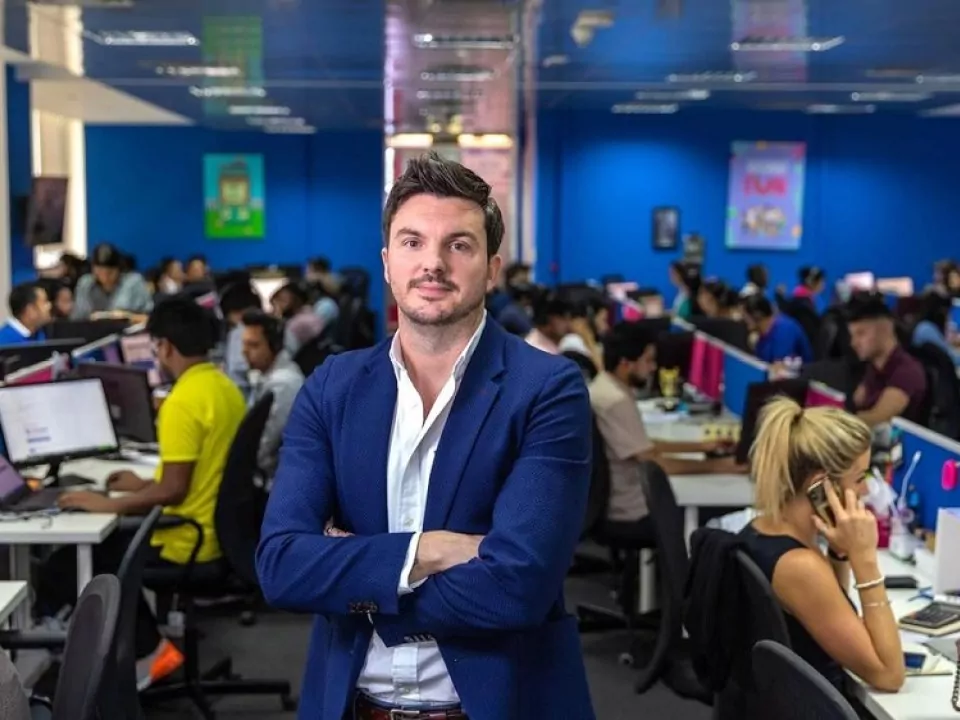 Yallacompare تحصد ٤,٢٥ مليون دولار من مجموعة الخليج للتأمين