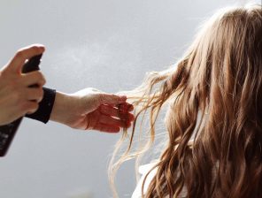 إطلاق تطبيق Velvet Unit لخدمات صالون التجميل المنزلي