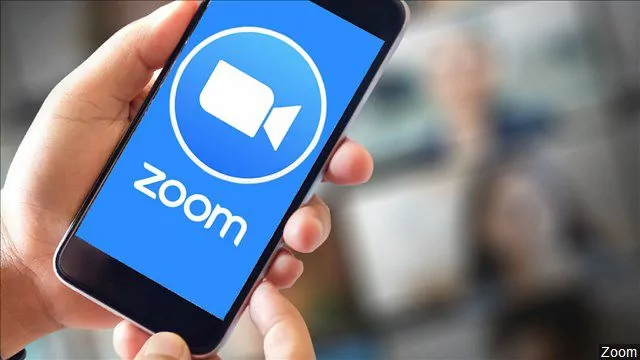 زووم ترفع القيود على طول المكالمات في رأس السنة