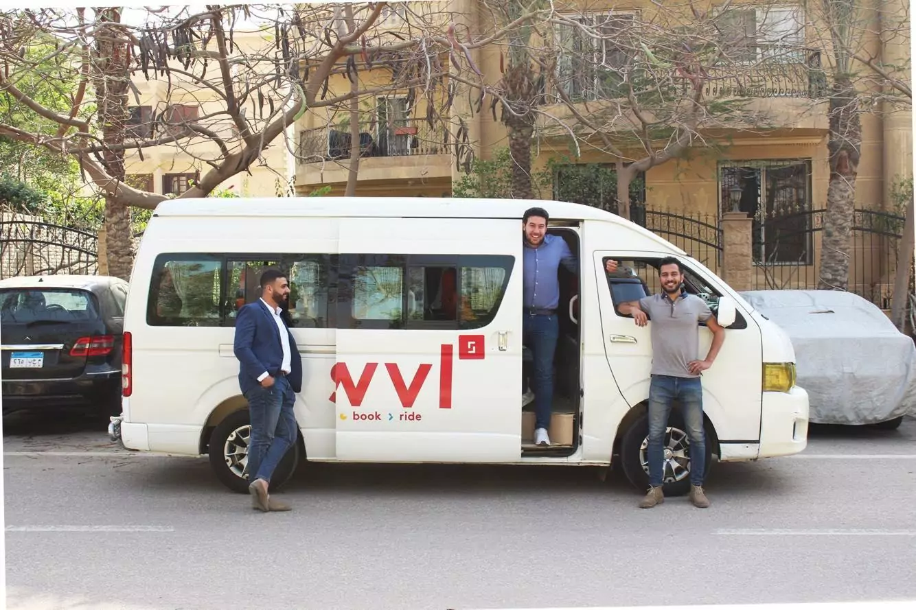 “سويفل” تعتزم شراء خدمة “شوتل” للحافلات بإسبانيا