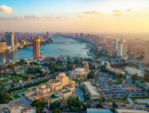 اللائحة بتقول: تعرف على ضمانات وحوافز الاستثمار في مصر
