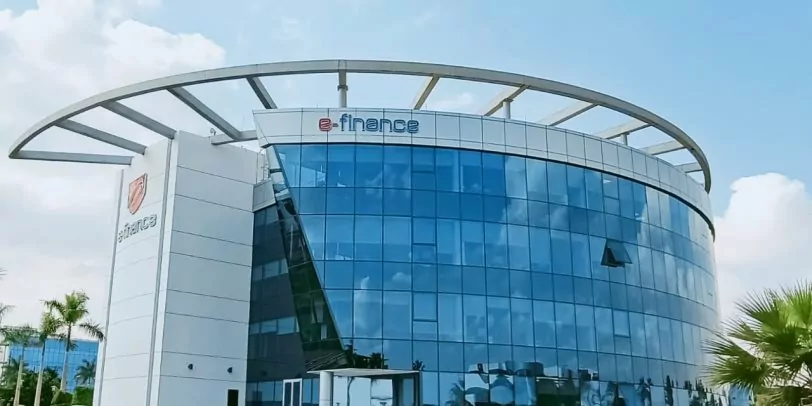 E Finance ترفع حصتها المطروحة في البورصة إلى ٢٦,١%