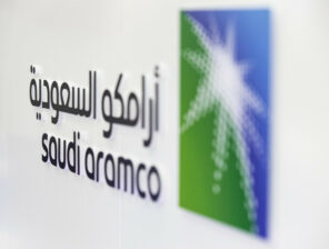 أرامكو توقع ٥ مذكرات تفاهم لإنتاج الهيدروجين الأخضر