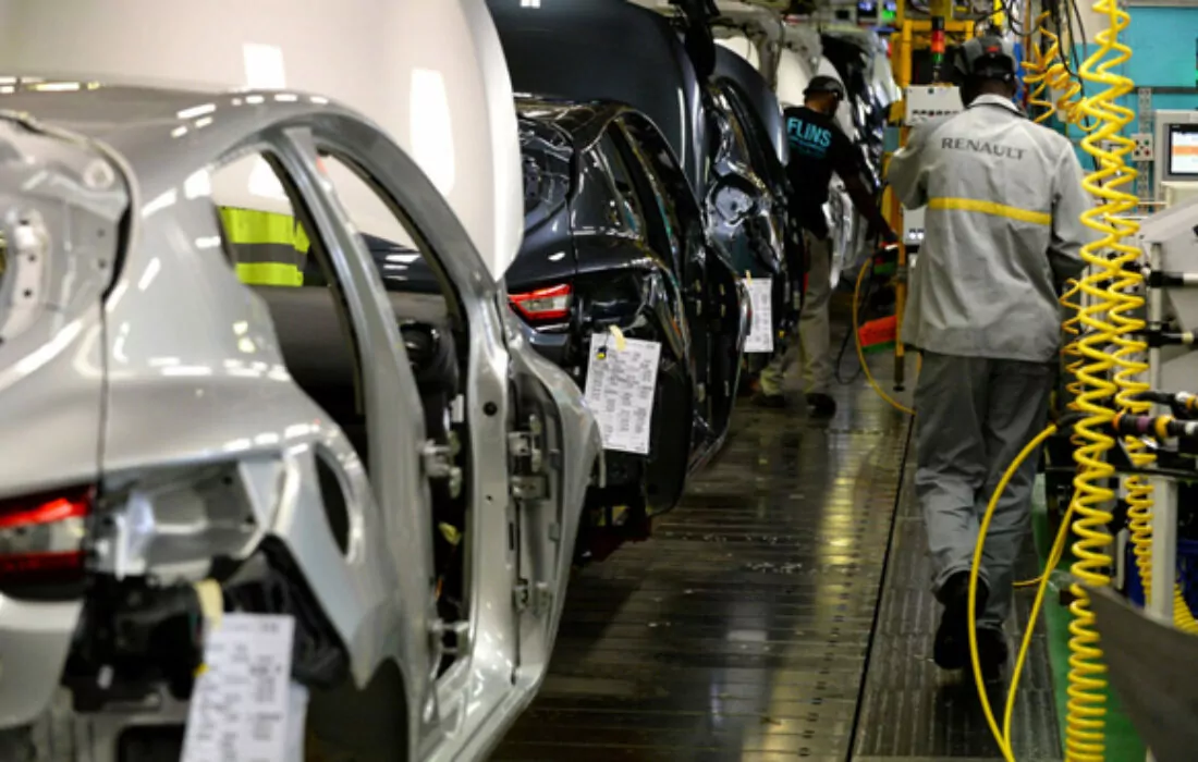 منصور وGeneral motors تدرسان تصنيع السيارات الكهربائية محليا