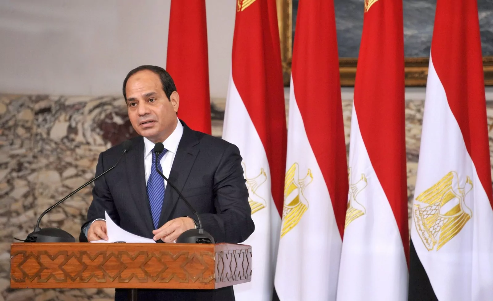 مصر تصدر قانون تنظيم استخدام التكنولوجيا المالية