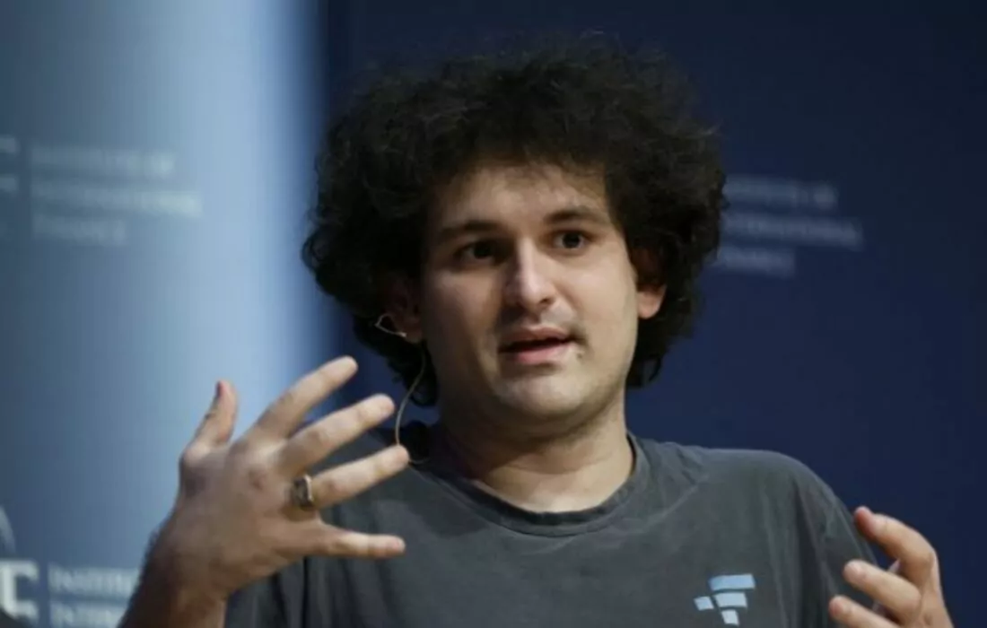 بعد القبض عليه .. مؤسس منصة إف تي إكس يواجه ثماني تهم جنائية منها الاحتيال والفساد