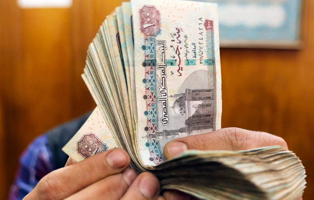 مصر ترفع الحد الأدنى للأجور في القطاع الخاص إلى ٢٧٠٠ جنيه