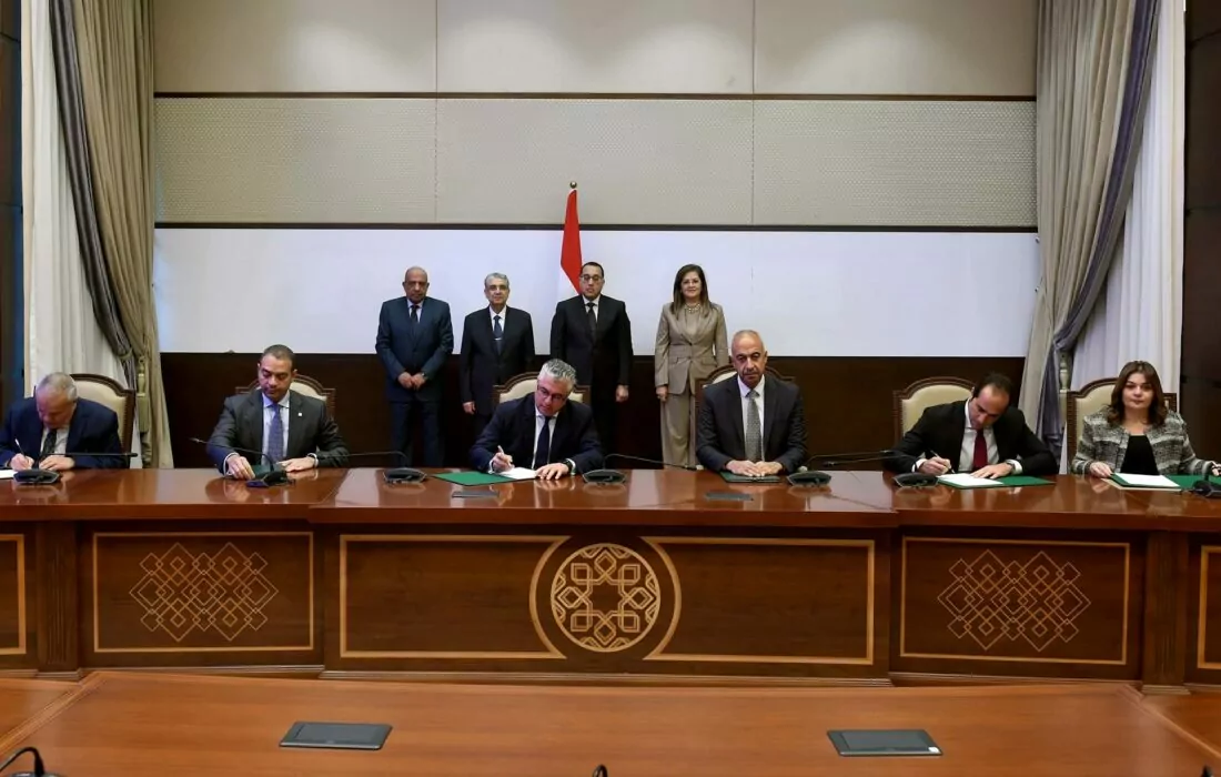 مصر تتعاون مع طاقة عربية وفولتاليا الفرنسية لتشغيل منشأة إنتاج هيدروجين أخضر