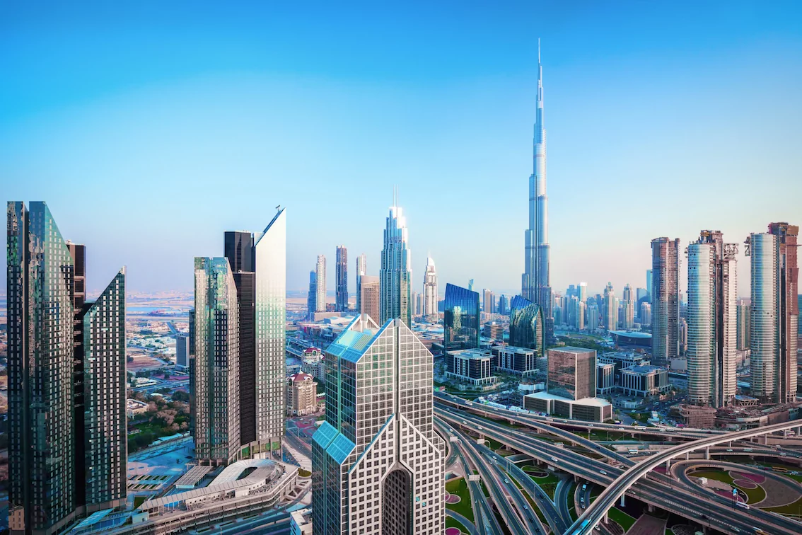 تعرف على نظام حماية الأجور في الإمارات