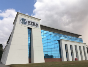 رفع أسعار الإنترنت والمحمول.. هل هي بداية لإعادة تطوير وتشكيل سوق الاتصالات المصري؟