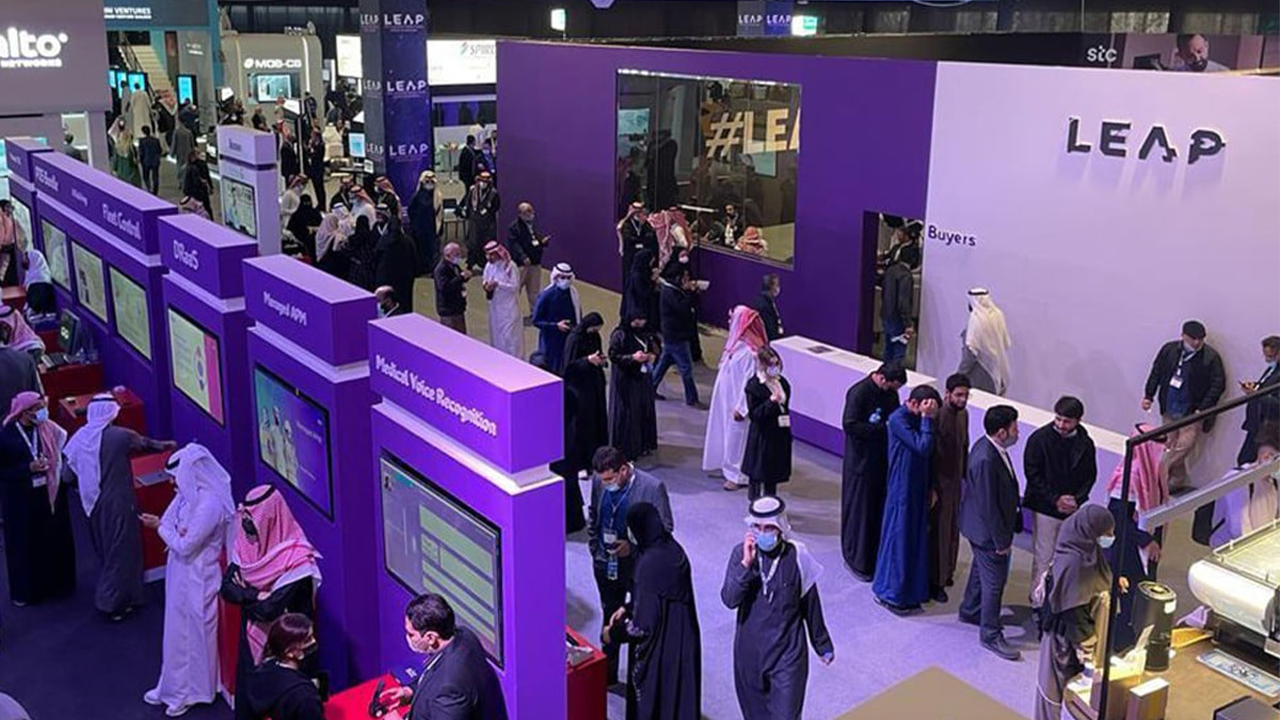 LEAP 2025 الإعلان عن استثمارات بقيمة 14.9 مليار دولار في مجال الذكاء الاصطناعي