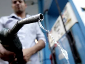 زيادة أسعار البنزين والسولار في مصر بنسبة 17%