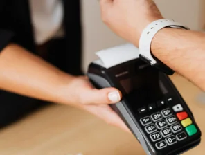 من الورق إلى الرقمنة: كيف تفتح المدفوعات الرقمية آفاقاً جديدة للشركات الصغيرة في مصر؟