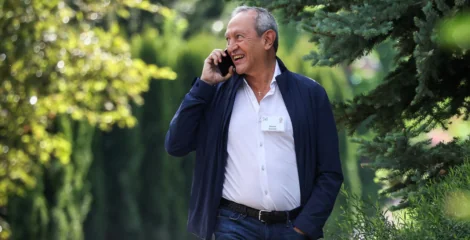 “ناصف ساويرس” يستهدف استثمار 50 مليار دولار في البنية التحتية الأمريكية