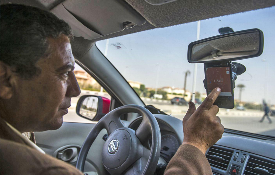 النقل الذكي في مصر: مستقبل واعد وتحديات تتطلب حلولًا مُبتكرة