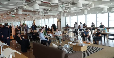 شركات Hub71 في أبوظبي تجمع 2.45 مليار دولار وتحقق 1.36 مليار دولار إيرادات