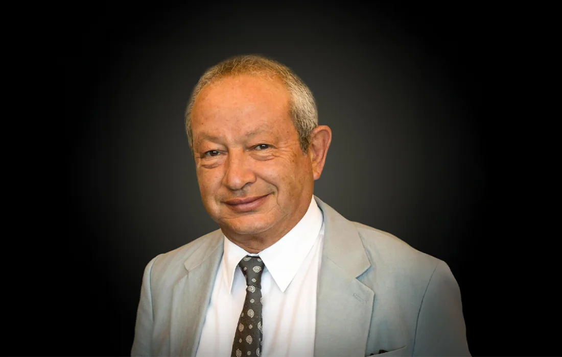 “نجيب ساويرس” يعلن اهتمامه بإدارة 3 مطارات مصرية