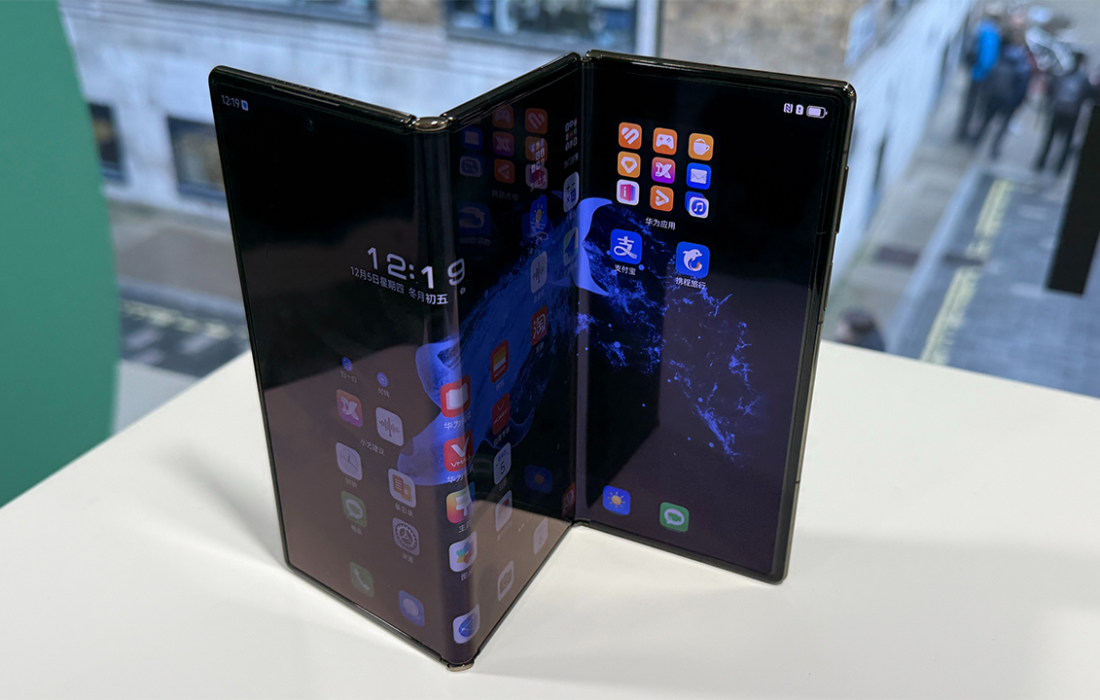  “سامسونج” تكشف عن Galaxy Z TriFold: هاتف المستقبل بشاشة قابلة للثني