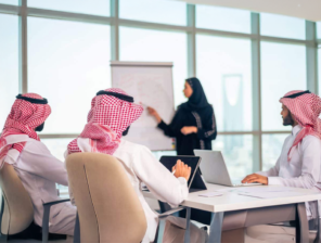 وصلت إلى 60٪.. السعودية ترفع نسب التوطين في مهن التسويق والمبيعات