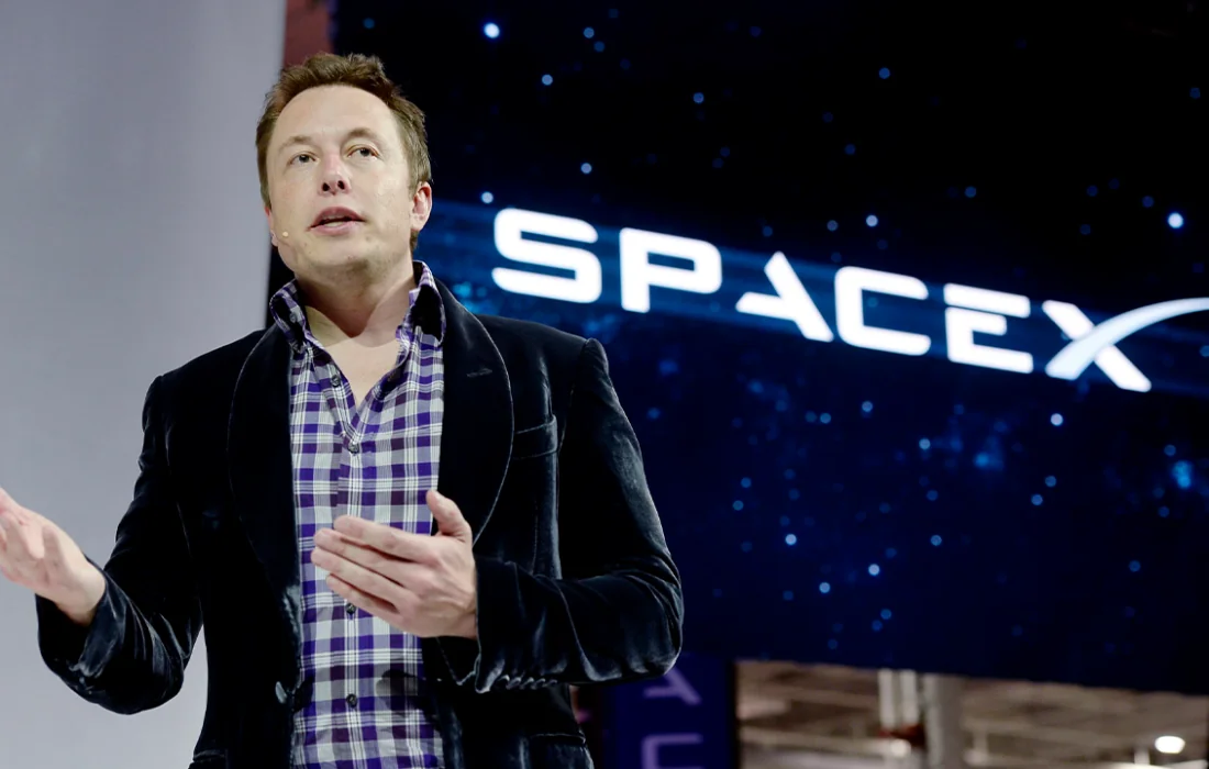 “إيلون ماسك” يدرس دمج SpaceX وxAI قبل الطرح العام المتوقع