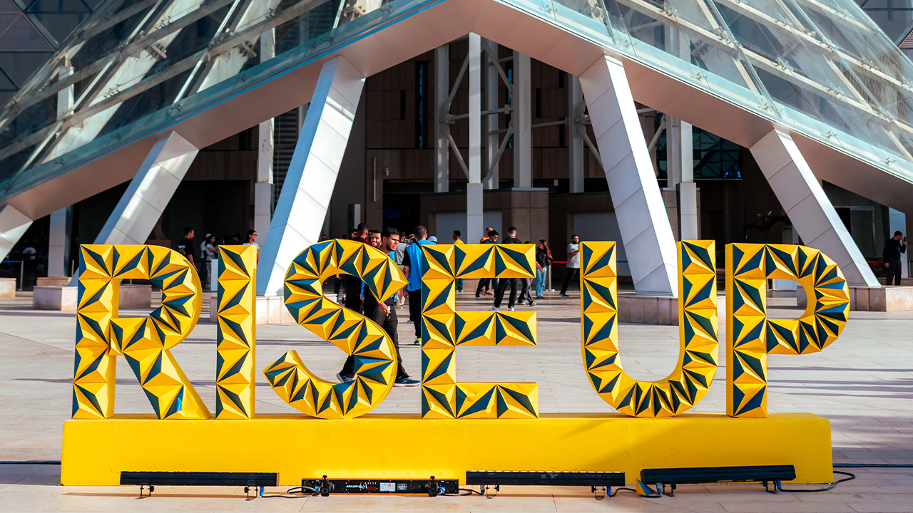 تحت شعار “نقطة التحول”.. قمة “رايز أب 2026” تنطلق الخميس من المتحف المصري الكبير