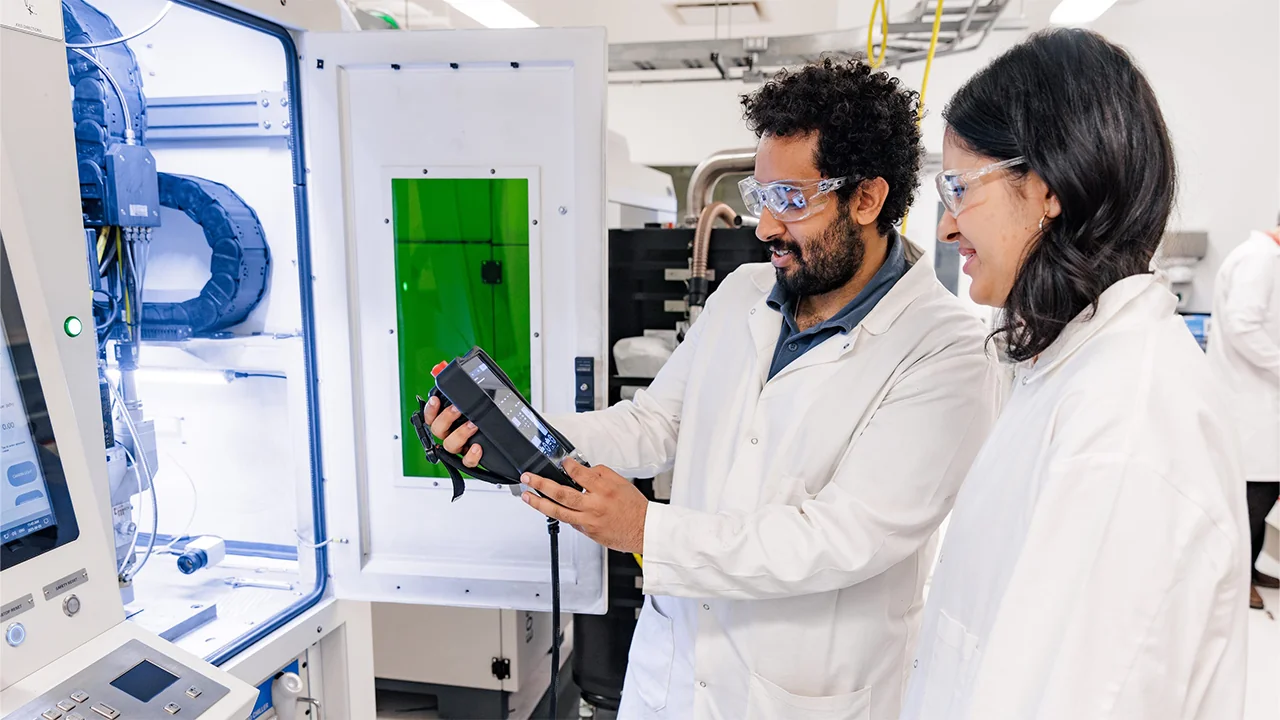 قريبًا.. إطلاق برنامج “أستاذ لكل مصنع” لربط البحث العلمي بالصناعة في مصر