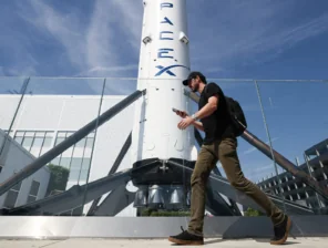 SpaceX تقترب من وول ستريت.. لكن القصة أكبر من طرح عام