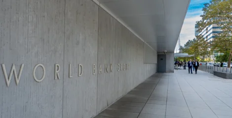 البنك الدولي: مصر تواجه التزامات خارجية بـ38.6 مليار دولار حتى نهاية 2026