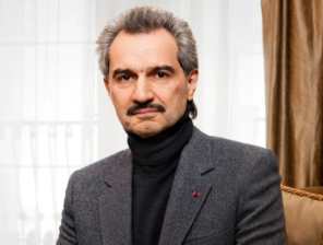 يراهن على إمبراطورية ماسك.. كيف تحولت استثمارات الوليد بن طلال من «تويتر» إلى «سبيس إكس»؟