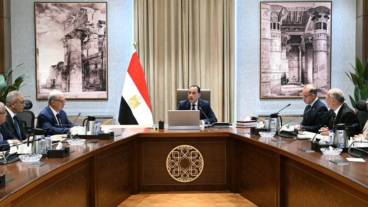 مصر تستعد لطرح شركات جديدة ضمن برنامج الطروحات الحكومية في البورصة 