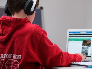 Kuwaiti Education Firm Invests $4.1 Million in Delhi EdTech Startup