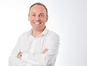 David Buttress, Invests in elmenus and Joins the Board
