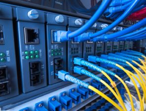 Amazon Web Services to Open Data Centers in the UAE in 2022