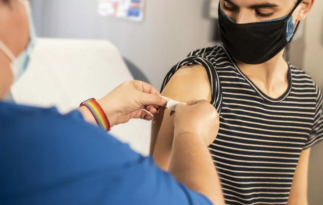 Saudi Makes Vaccination Mandatory for Office-Goers
