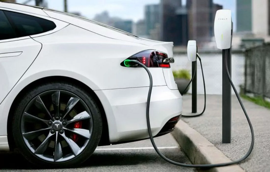 MOTOR launches an electric car-sharing platform in UAE