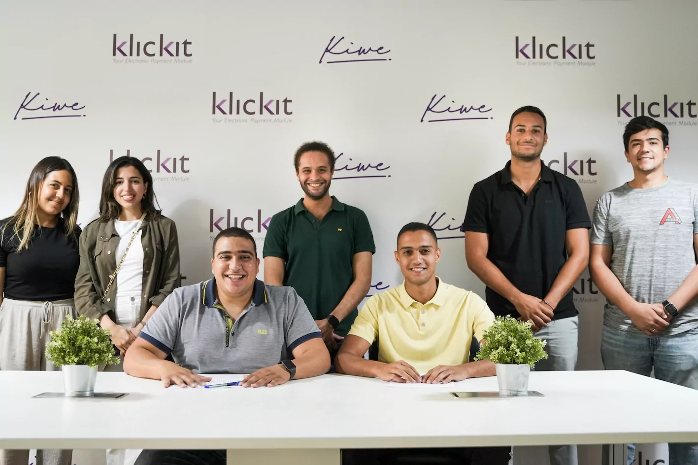 KlickIt and Kiwe partner to provide educational entities with a cashless system