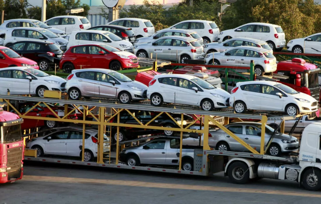 Egyptian expats can now import new cars and get a tax refund