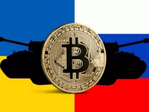 Blockchain.com and Crypto.com restrict accounts tied to Russia