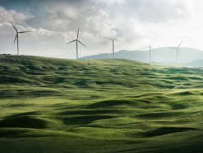 NEOM Green Hydrogen Company signs facility agreements to build its largest green hydrogen plant