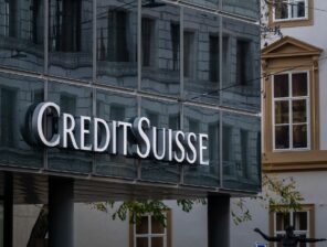 Qatar Investment Authority increased its stake in Credit Suisse Group to 6.87%