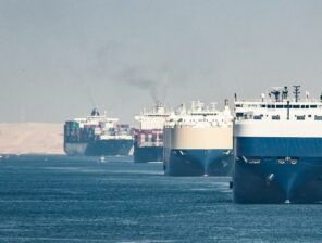 Suez Canal&nbsp;annual revenue hits record&nbsp;$9.4b&nbsp;