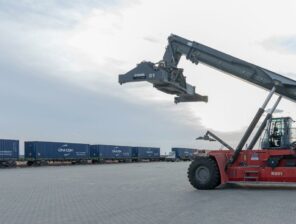 President Sisi&nbsp;inaugurates&nbsp;October Dry Port&nbsp;via videoconferencing