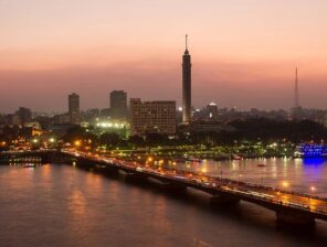 Abu Dhabi Holding to invest $800m in three Egyptian companies&nbsp;