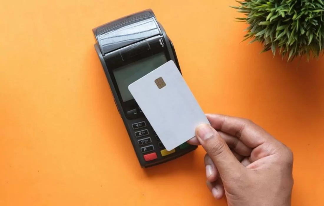 CBE issues new regulations on credit card use during traveling abroad
