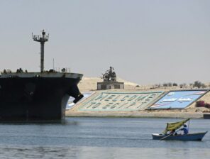 Suez Canal announces transit fees increase by 15% from Jan.