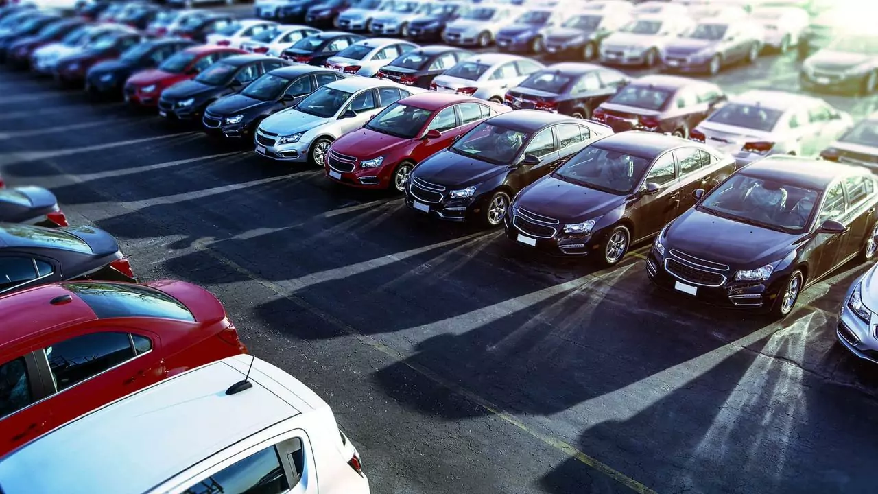 Egypt allows additional 3 months for expat car import initiative 