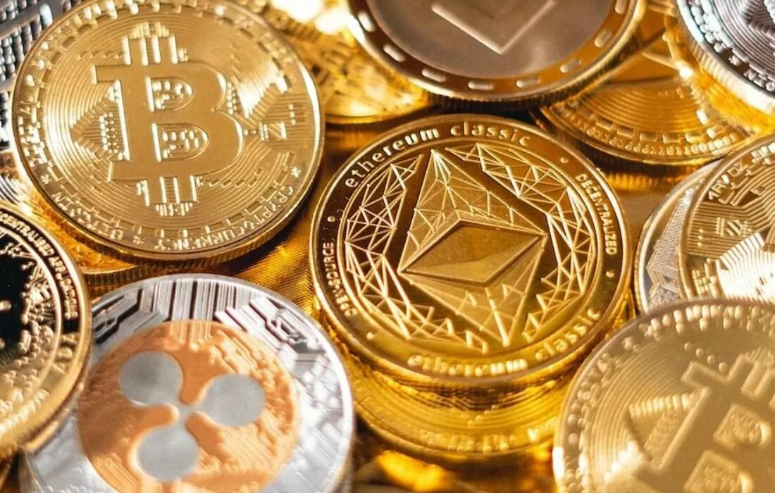 Abu Dhabi’s IHC plans to acquire 10% stake in crypto firm Phoenix Group 
