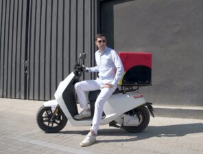 UAE’s Wize Raises $16 Million in Pre-Seed Funding for Sustainable Last-Mile Solutions